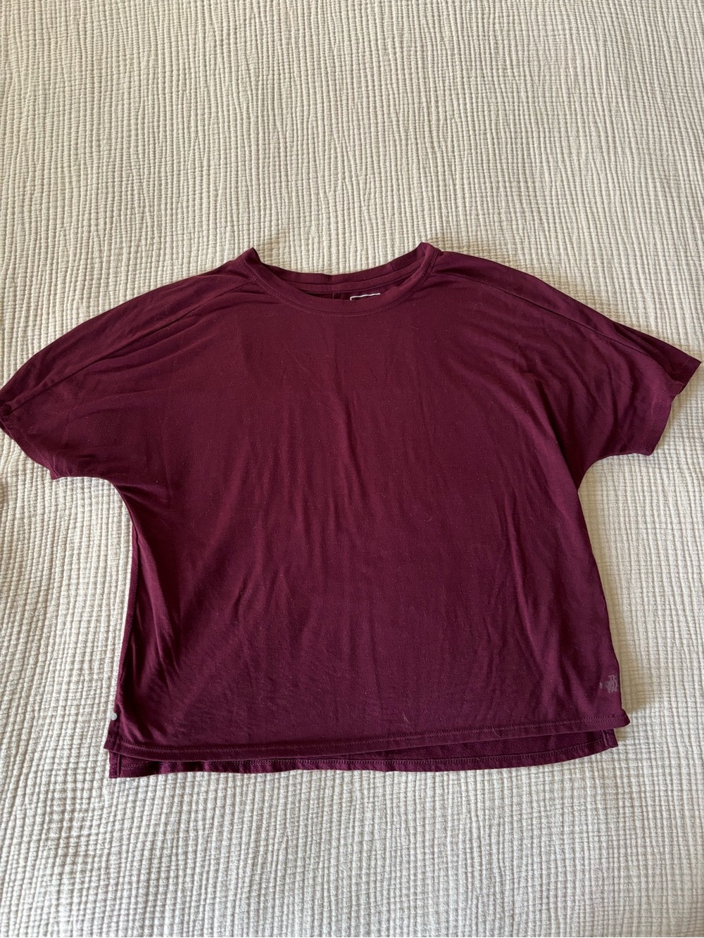 The North Face Women’s Tee in Burgundy